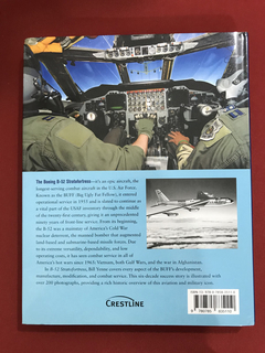 Livro- B-52 - Stratofortress - Bill Yenne- Capa Dura - Semin - comprar online