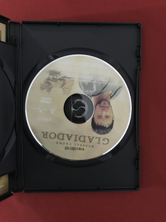DVD Duplo - Gladiador - Russel Crowe - Seminovo - Sebo Mosaico - Livros, DVD's, CD's, LP's, Gibis e HQ's