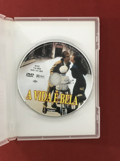 DVD - A Vida É Bela - Dir: Roberto Benigni na internet