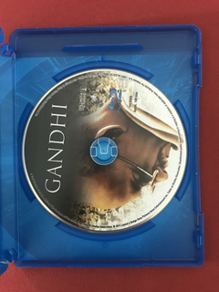 Blu-ray - Gandhi - Direção: Richard Attenborough - Seminovo na internet