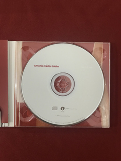 CD - Antonio Carlos Jobim - Em Minas: Piano E Voz - Seminovo na internet