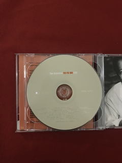 CD Duplo - The Essential - Yo-Yo Ma - 2005 - Nacional - Sebo Mosaico - Livros, DVD's, CD's, LP's, Gibis e HQ's