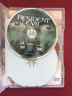 DVD - Resident Evil - A Trilogia - Milla Jovovich - Seminovo na internet