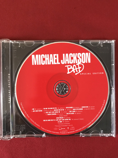 CD - Michael Jackson - Bad (SE) - 2001 - Nacional - Seminovo - Sebo Mosaico - Livros, DVD's, CD's, LP's, Gibis e HQ's