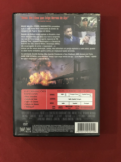 DVD - Nova York Sitiada - Dir: Edward Zwick - comprar online