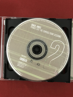 CD - Grace Jones - Private Life: The Compass Point Sessions - Sebo Mosaico - Livros, DVD's, CD's, LP's, Gibis e HQ's
