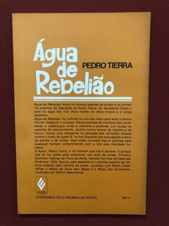 Livro - Água De Rebelião - Pedro Tierra - Editora Vozes - comprar online