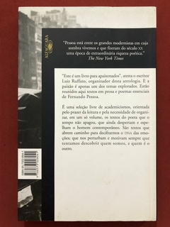 Livro - Quando Fui Outro - Fernando Pessoa - Editora Alfaguara - Seminovo - comprar online