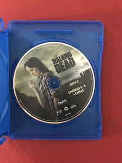 Blu-ray Duplo- The Walking Dead 1ª Temporada Completa- Semin - Sebo Mosaico - Livros, DVD's, CD's, LP's, Gibis e HQ's