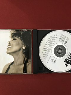CD - Tina Turner - Simply The Best - Nacional na internet