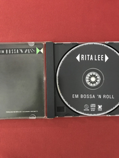 CD - Rita Lee - Em Bossa 'N Roll - Ao Vivo - Seminovo na internet