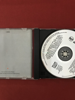 CD - Eurythmics - Greatest Hits - Nacional na internet