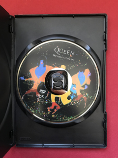 DVD Duplo - Queen - Live At Wembley Stadium - Seminovo - Sebo Mosaico - Livros, DVD's, CD's, LP's, Gibis e HQ's