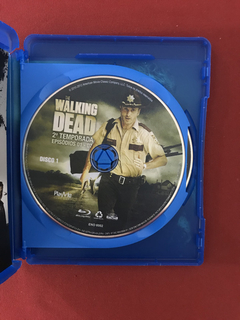 Blu-ray Duplo - The Walking Dead 2ª Temp Completa - Seminovo na internet