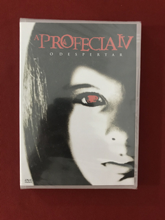 DVD - A Profecia IV O Despertar - Dir: John Montesi - Novo