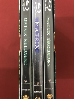 Blu-ray - Box Coleção Matrix Trilogia - 3 Discos - Seminovo - Sebo Mosaico - Livros, DVD's, CD's, LP's, Gibis e HQ's