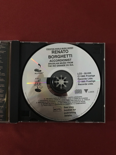 CD - Renato Borghetti - Accordionist - Nacional - Seminovo na internet