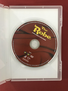 DVD - O Manto Sagrado - Richard Burton - Seminovo na internet