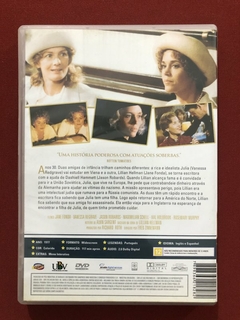 DVD - Julia - Jane Fonda E Vanessa Redgrave - Seminovo - comprar online