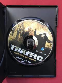 DVD Duplo - Traffic - Ninguém Sai Limpo - Seminovo - Sebo Mosaico - Livros, DVD's, CD's, LP's, Gibis e HQ's