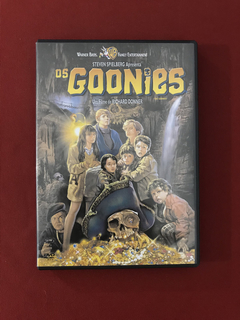 DVD - Os Goonies - Dir: Richard Donner - Seminovo