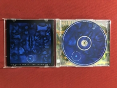 CD Duplo - Marillion - Holidays In Eden - Importado na internet
