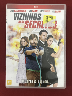 DVD - Vizinhos Nada Secretos - Zach Galifianakis - Seminovo