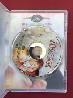 DVD - À Primeira Vista - Val Kilmer/ Mira Sorvino - Seminovo na internet