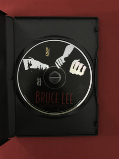 DVD - Bruce Lee A Lenda Do Kung Fu Ainda Vive - Seminovo na internet