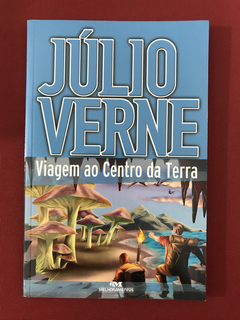 Livro - Viagem Ao Centro Da Terra - Júlio Verne - Seminovo