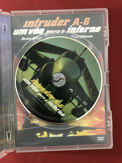 DVD - Intruder A-6 - Um Vôo Para O Inferno - Seminovo na internet