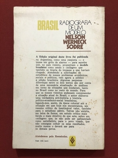 Livro - Brasil: Radiografia De Um Modelo - Nelson Werneck Sodré - Editora Vozes - comprar online