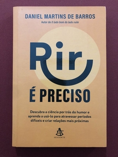 Livro - Rir É Preciso - Daniel Martins De Barros - Sextante - Seminovo