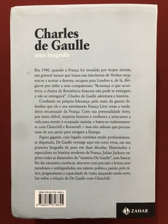 Livro - Charles De Gaulle: Uma Biografia - Julian Jackson - Zahar - Seminovo - comprar online