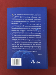 Livro - Exilados por Amor - Carneiro, Sandra - Seminovo - comprar online