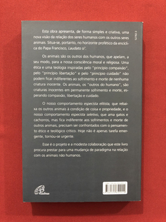 Livro - A Vida Dos Outros - Editora Paulinas - Seminovo - comprar online