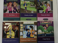 Livro - Coleção Garotas Da Rua Beacon - 15 Volumes - Semin. - Sebo Mosaico - Livros, DVD's, CD's, LP's, Gibis e HQ's