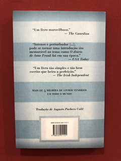 Livro - O Menino Do Pijama Listrado - John Boyne - Seminovo - comprar online