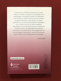 Livro - Humanizar O Infra-Humano - Marcos Arruda - Ed. Vozes - comprar online