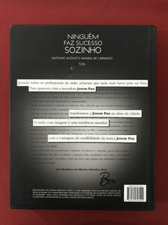 Livro - Ninguém Faz Sucesso Sozinho - Capa Dura - Seminovo - comprar online