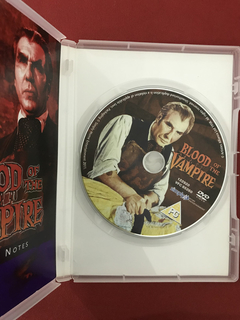 DVD - Blood Of The Vampire - Donald Wolfit - Seminovo na internet