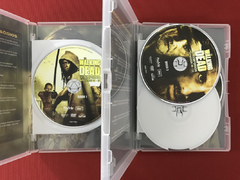 DVD - Box The Walking Dead - 3ª Temporada Completa- 4 Discos - Sebo Mosaico - Livros, DVD's, CD's, LP's, Gibis e HQ's