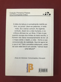 Livro - O Que É Literatura - Maria Helena Martins - comprar online