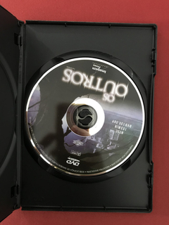 DVD Duplo - Os Outros - Nicole Kidman - Seminovo - Sebo Mosaico - Livros, DVD's, CD's, LP's, Gibis e HQ's