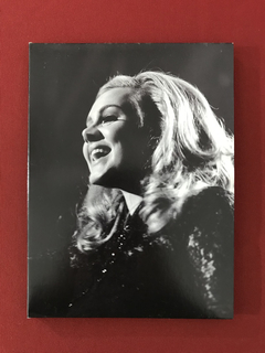 DVD Duplo - Adele Live At The Royal Albert Hall na internet