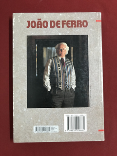 Livro - João de Ferro - Um Livro sobre Homens - Robert Bly - comprar online