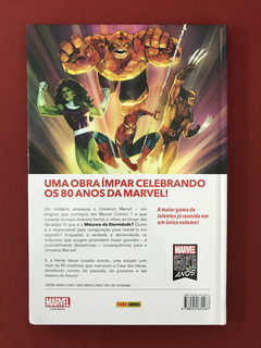 HQ - Marvel Comics 1000 - Marvel - Seminovo - comprar online