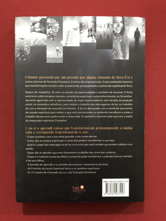 Livro - O Chamado Da Luz - Bruno J. Gimenes - Seminovo - comprar online