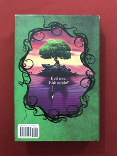 Livro- The Isle Of The Lost - Melissa De La Cruz - Capa Dura - comprar online