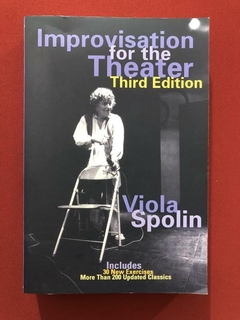 Livro - Improvisantion For The Theater - Viola Spolin - Seminovo